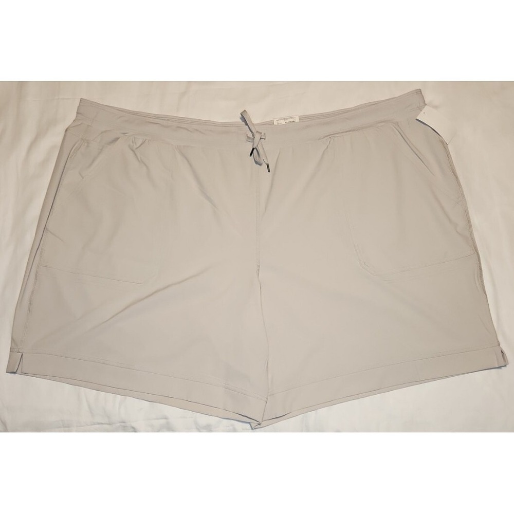 St. John's‎ Bay Tan (Moonbeam) Bermuda Athletic Shorts Mid Rise Size 5x  NWT